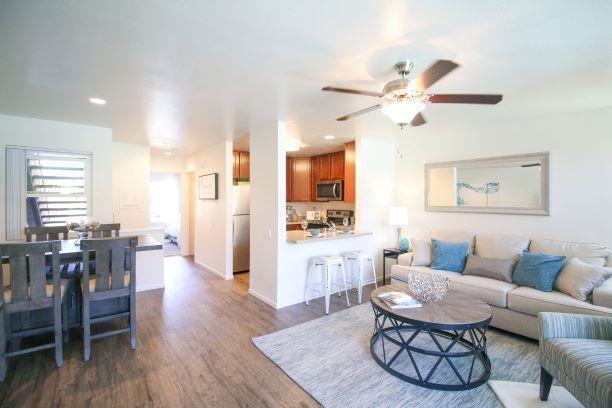 Canyon Club Apartments