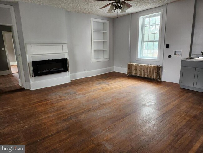 Foto del edificio - 9771 Winchester Ave