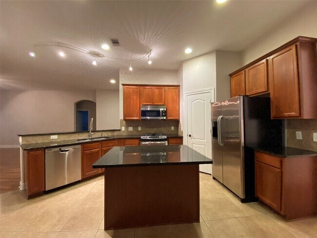 Building Photo - 204 Bailey Brook Ln