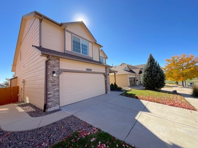 Photo - 4 Bedroom Home Available Near Barnes Rd & ...