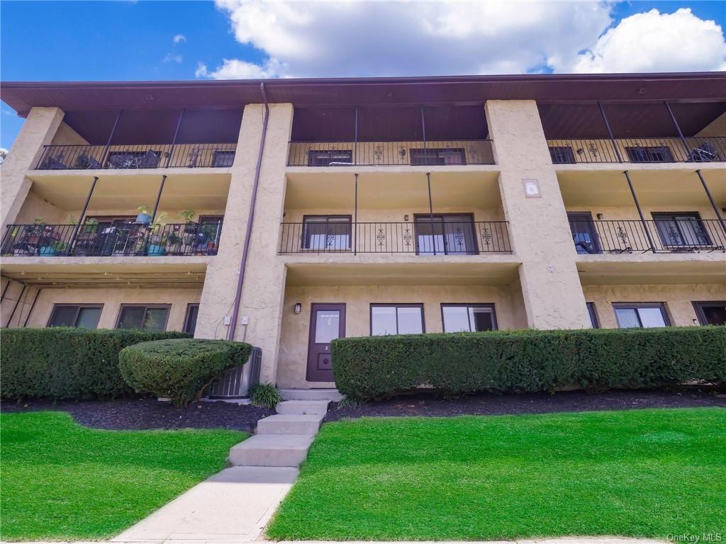 2 Omni Parc Dr, Nanuet, NY 10954 Condo for Rent in Nanuet, NY