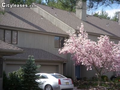Primary Photo - 157 Dickinson Ln