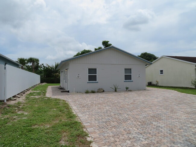 Building Photo - 340 Fleming Ave