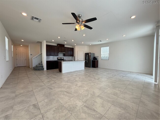 Foto del edificio - 8211 Lantana Spgs St