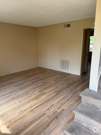 Building Photo - 1628 Spring Garden St