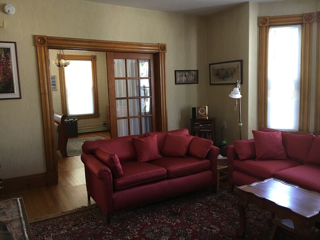 Primary Photo - 32 Loomis St