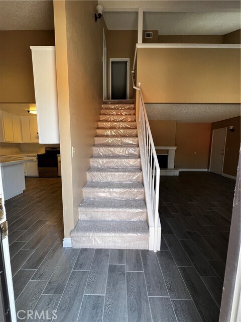 Foto del edificio - 1744 Capri Ave