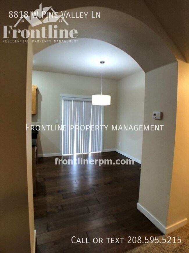 Foto del edificio - 8818 W Pine Valley Ln