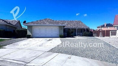 Building Photo - 15095 Laurelwood Pl