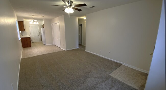 Building Photo - 3319 Longleaf Cir