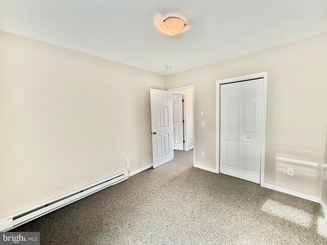 Foto del edificio - 720 W Glebe Rd