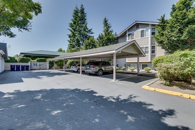 Building Photo - 2 Bedroom in Downtown Woodinville!