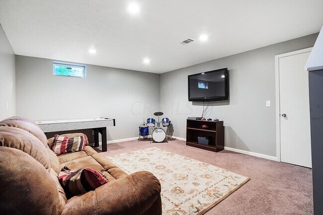 Foto del edificio - 3021 Cranston Dr