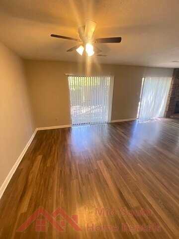 Foto del edificio - 3162 High Meadow Dr
