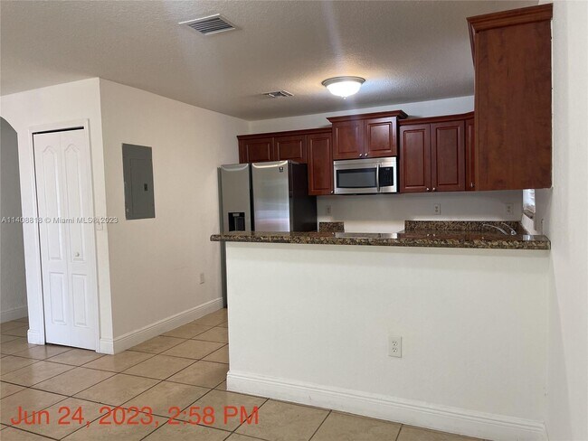 Building Photo - 5881 NW 32nd Ave