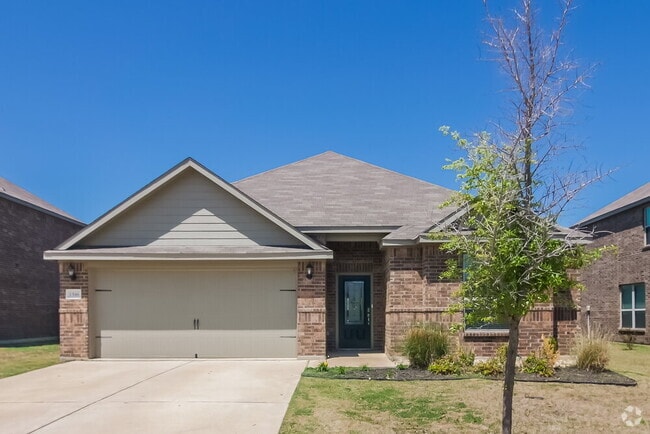 Building Photo - 1516 Millennium Dr