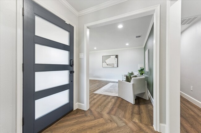 Building Photo - 5414 Sanford Rd