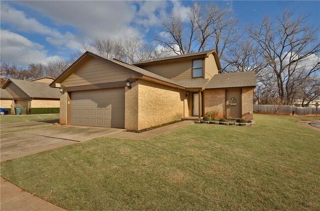 Building Photo - 206 NONE WOODBRIDGE Cir