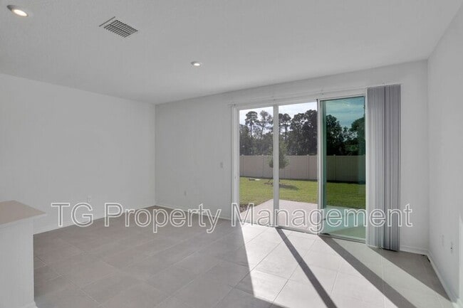 Building Photo - 13092 Bachara Wy