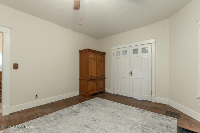 Foto del edificio - 2905 S 4th St