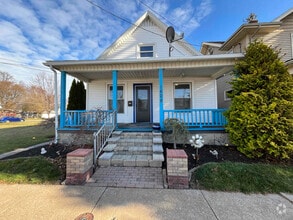 Building Photo - 1608 Hayes Ave