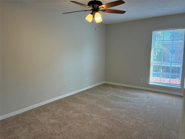 Building Photo - 3400 Timmons Ln