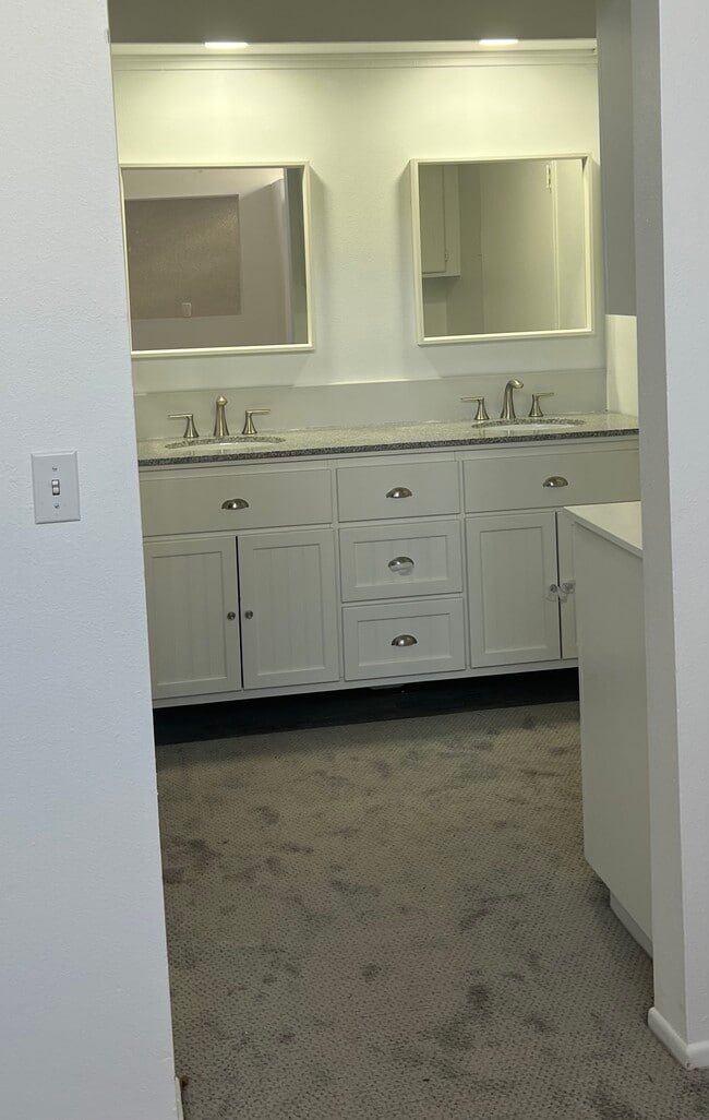 Foto del edificio - 6248 Caminito Araya