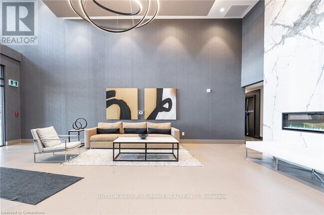 Photo du bâtiment - 470-470 Gordon Krantz Ave