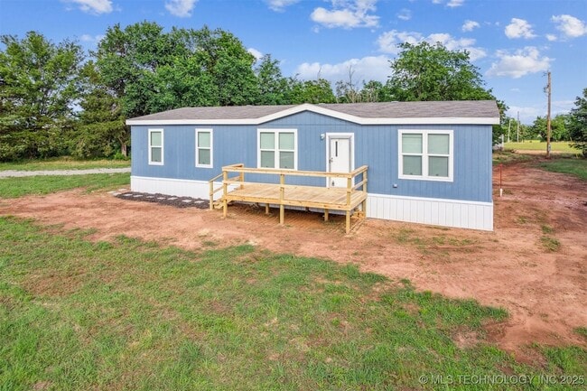 Building Photo - 348939 E 750 Rd
