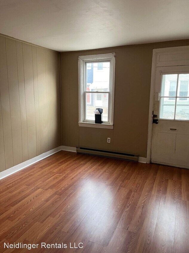 2 br, 1 bath House 332 West Penn Street House Rental in Carlisle