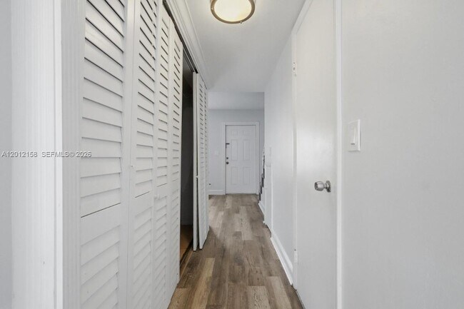 Foto del edificio - 6656 SW 41st St