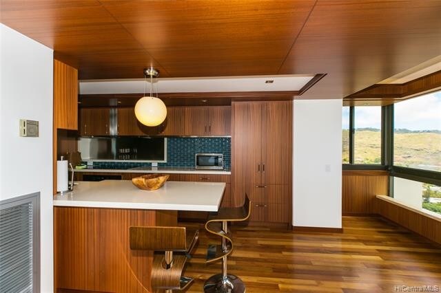 Building Photo - 250 Kawaihae St