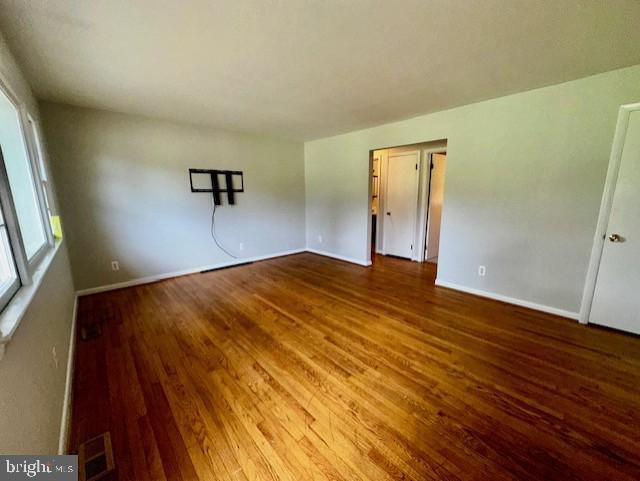 Building Photo - 44519 Clarkes Landing Rd