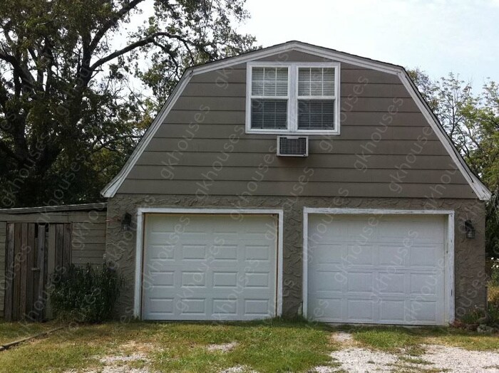 Primary Photo - 1 bed / 1 bath home