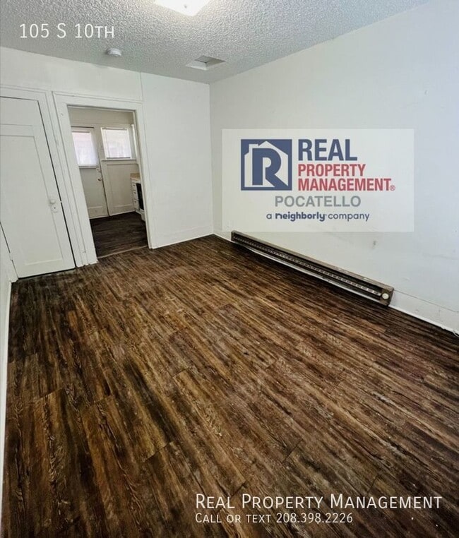 Building Photo - Studio Apartment - Pet Negotiable