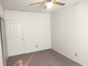 Building Photo - 375 Coiner St