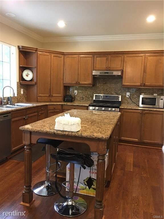 Foto del edificio - 4 br, 3 bath House - 85 Talmadge # 65
