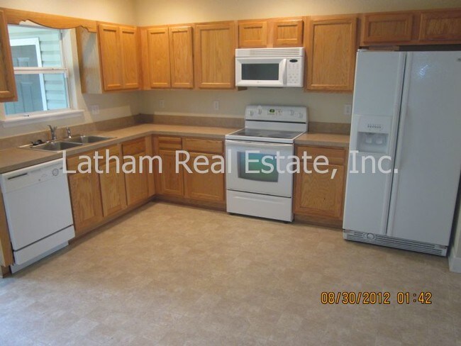 Building Photo - 1837 Lago del Sur Dr