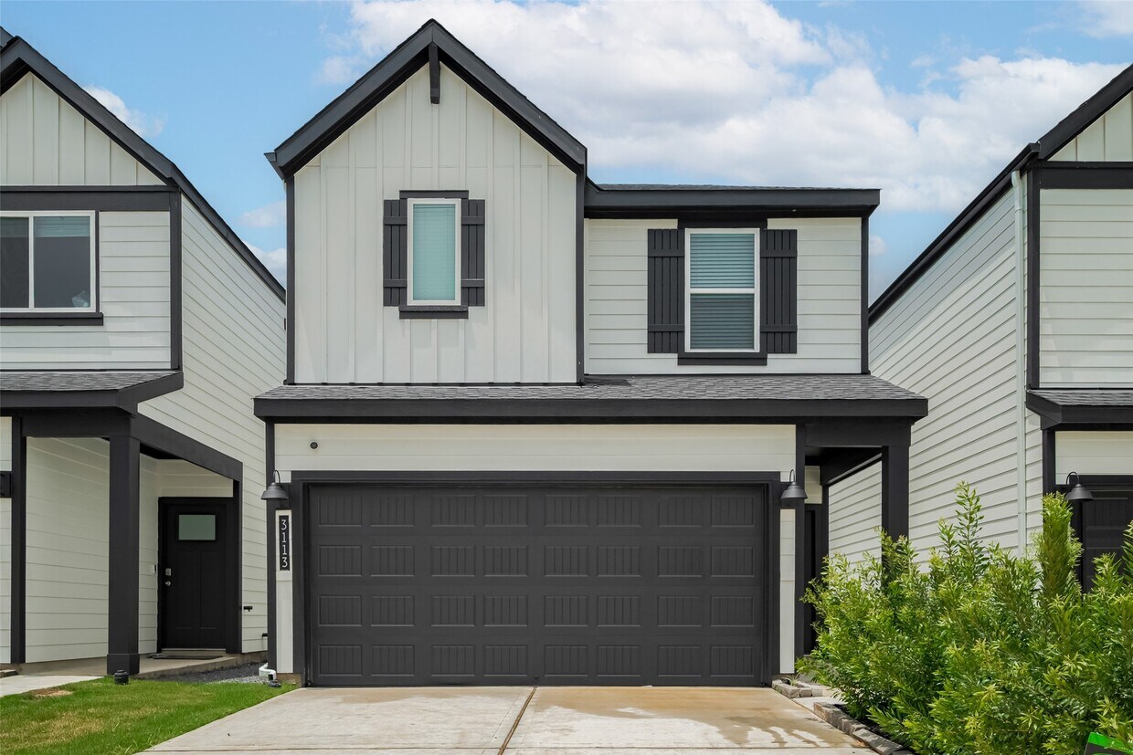 Foto principal - 3113 Crown Gate Dr