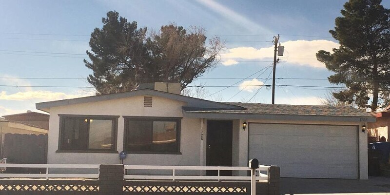 Primary Photo - 1728 Sunrise Road