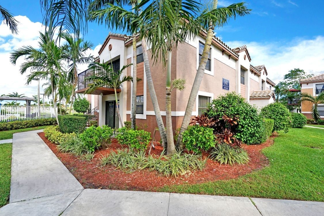 The Avant at Pembroke Pines Rentals Pembroke Pines, FL