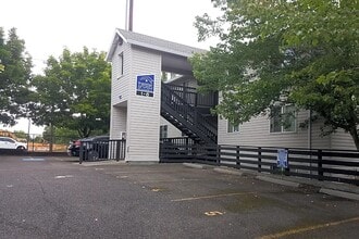 Building Photo - 17685 NW Concordia Ct