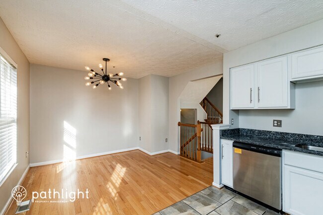 Foto del edificio - 2029 Anvil Lane South, Temple Hills, MD, 2...