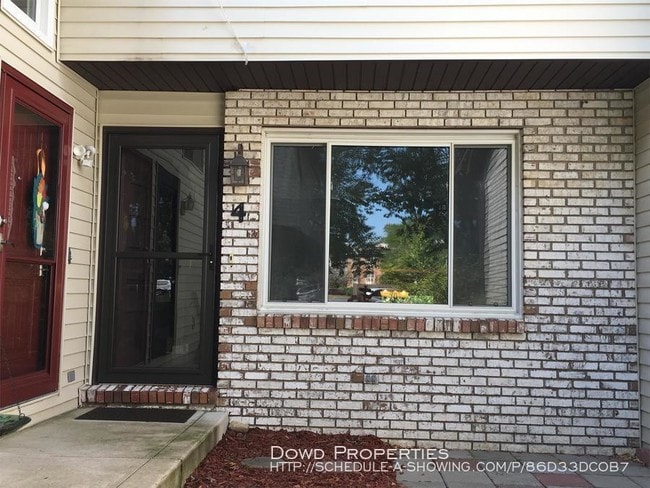 Building Photo - 101 N Orr Dr