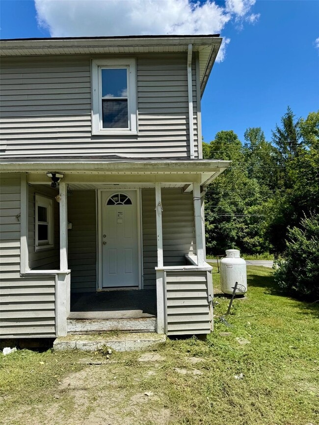 Building Photo - 22 Kelly Hill Rd