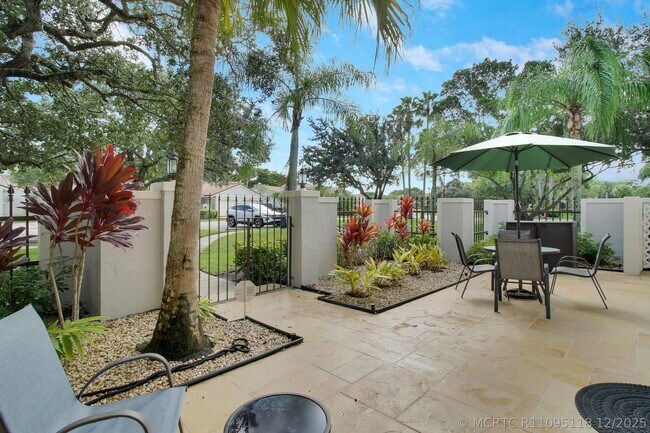 Foto del edificio - 377 Prestwick Ln