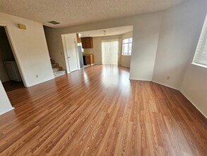 Building Photo - 5025 Valley Crest Dr