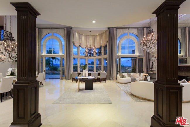 Foto del edificio - 3016 Elvido Dr