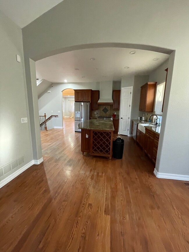 Kitchen - 1837 S Clarkson St