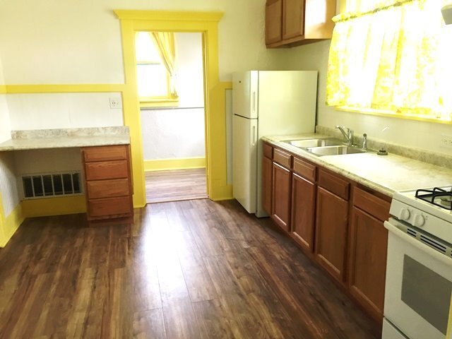 Building Photo - Completely Remodeled 2 bedroom